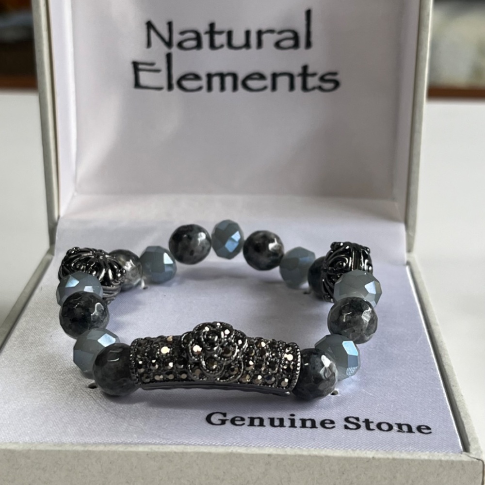 Natural Elements Genuine Stone Stretch Bracelet in Box. Sparkle Marcasite look